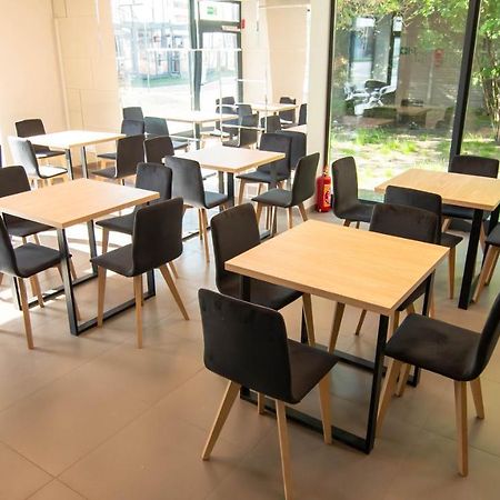斯维诺乌伊希切Nowe Millenium公寓式酒店 外观 照片